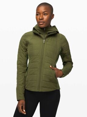 lululemon athletica Another Mile Jacket - Size 6 - Landscape Green